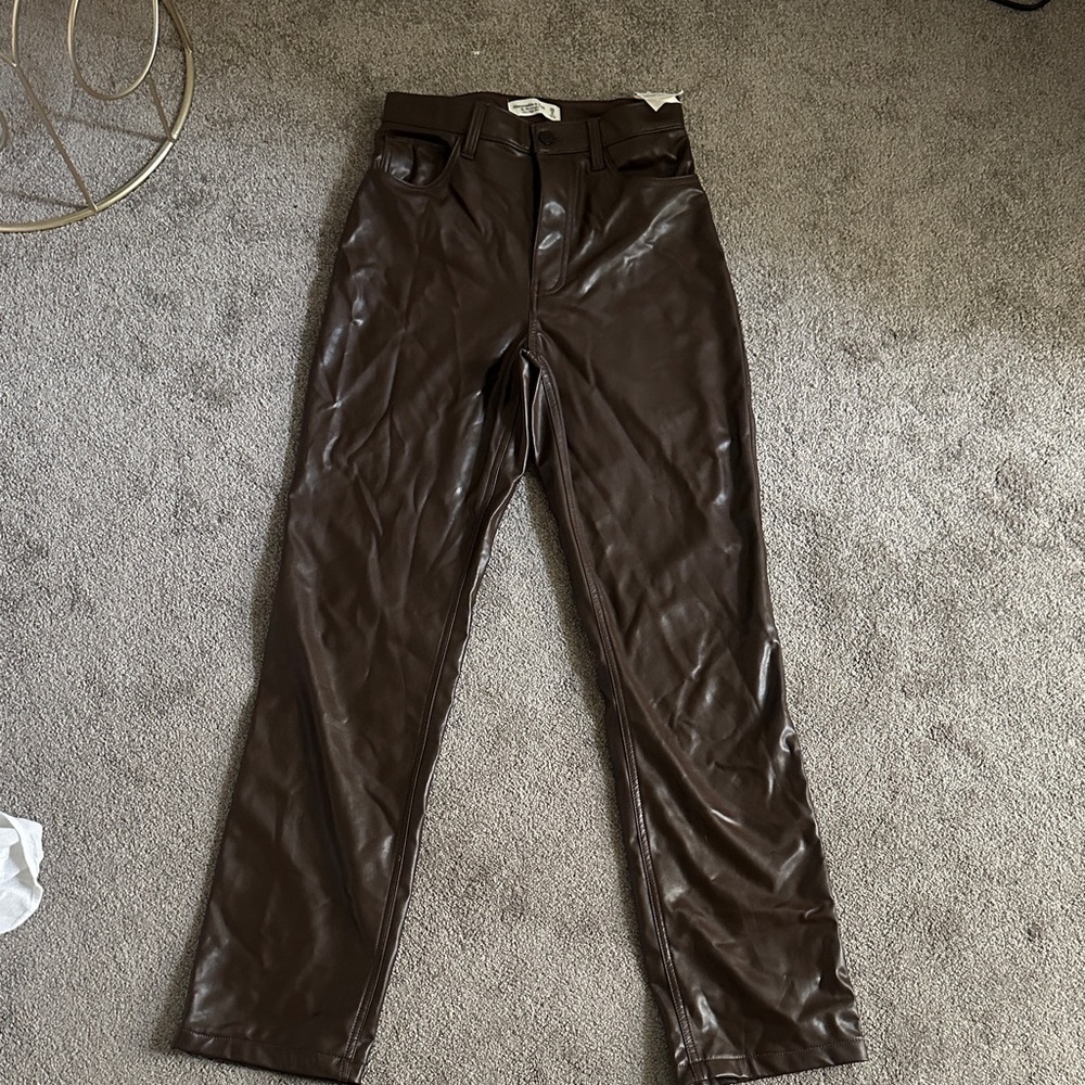 Abercrombie & Fitch 90’s Straight Ultra High Rise Leather Pants